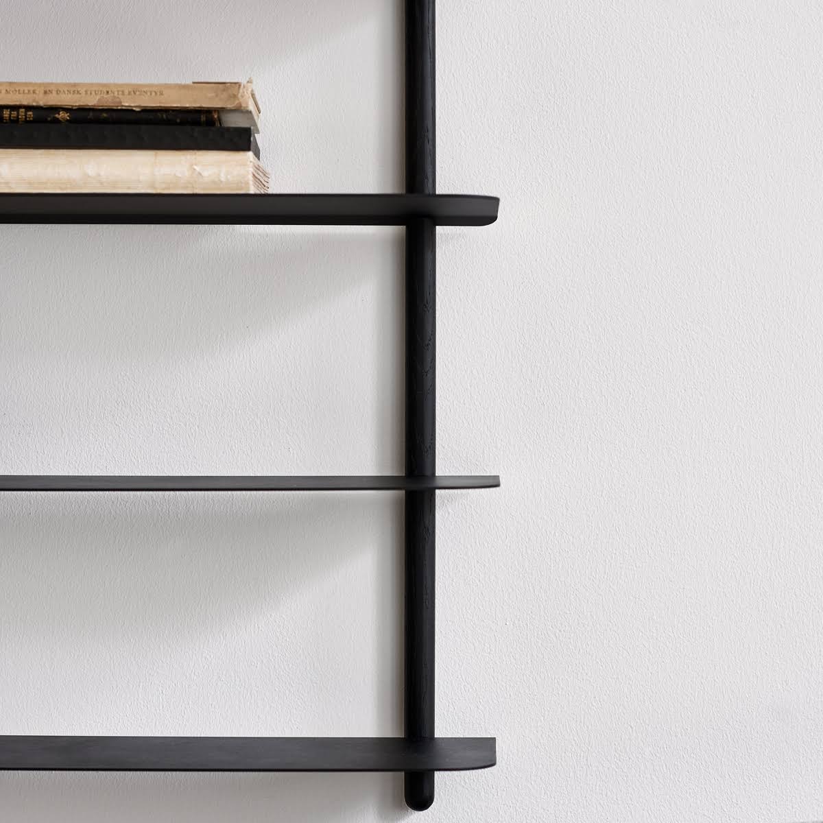 Black Wall Shelf J872