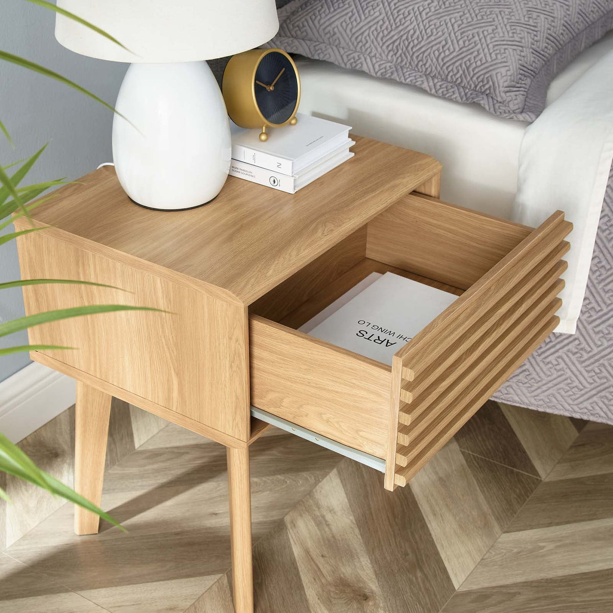 Oak End Table N523