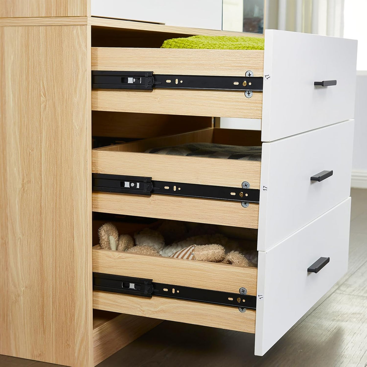 Wooden Wardrobe Closet with 3 Drawers and 2 Doors Y334