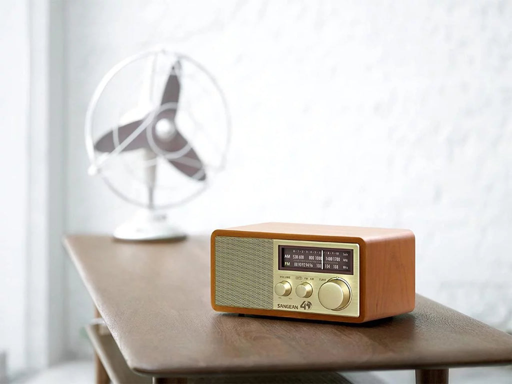 Hi-Fi Tabletop Radio S443