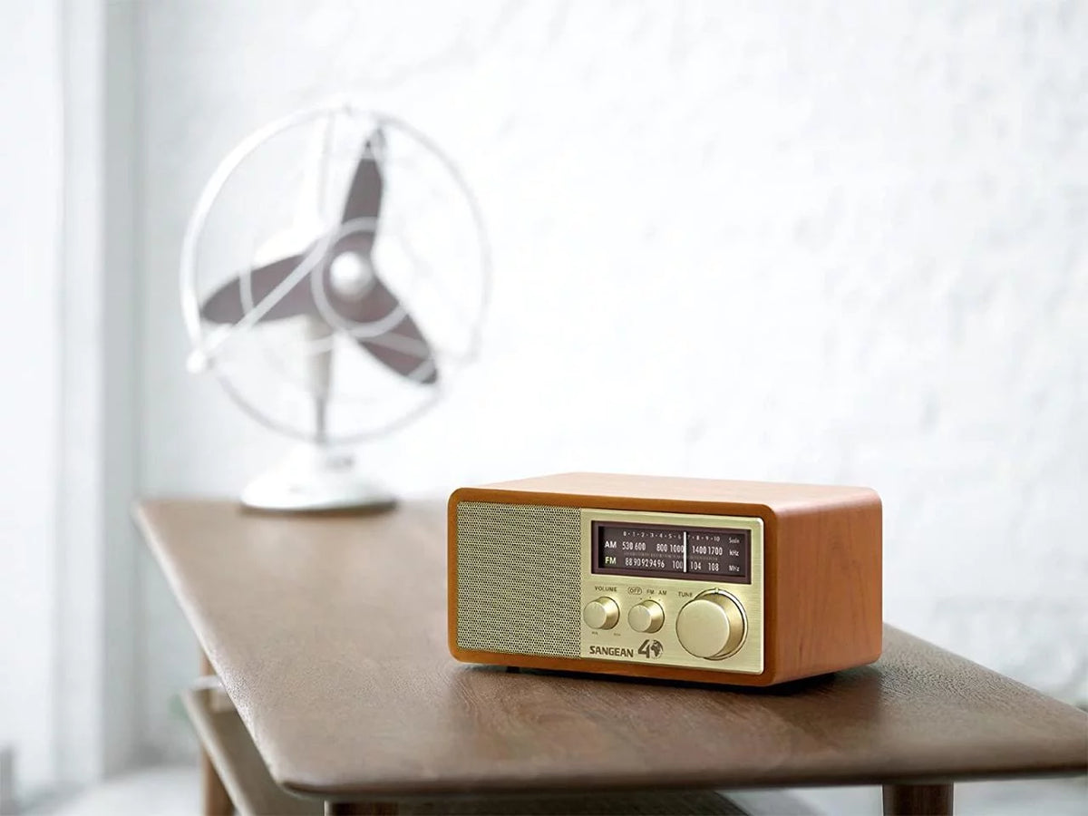 Hi-Fi Tabletop Radio S443