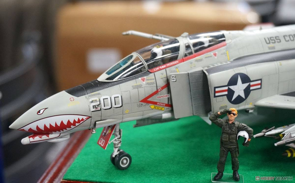 1/48 Scale F-4B Phantom 2 Kit E730668