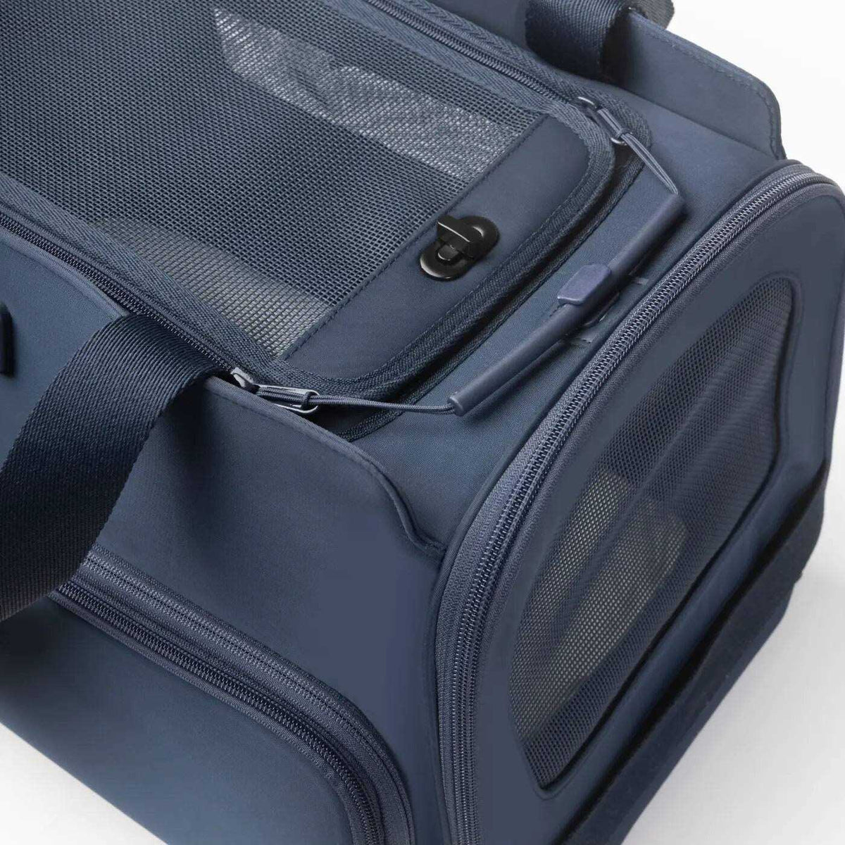 Travel Pet Carrier for Small Dogs and Cats B215