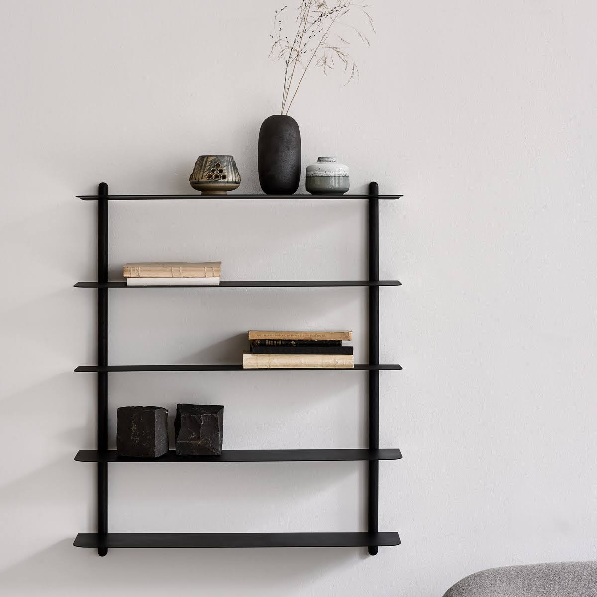 Black Wall Shelf J872