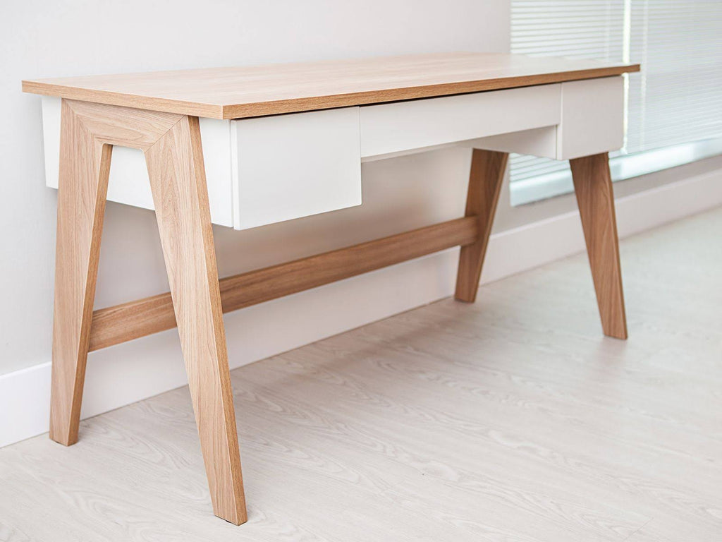 White Executive Office Desk with Light Oak Legs Q24310