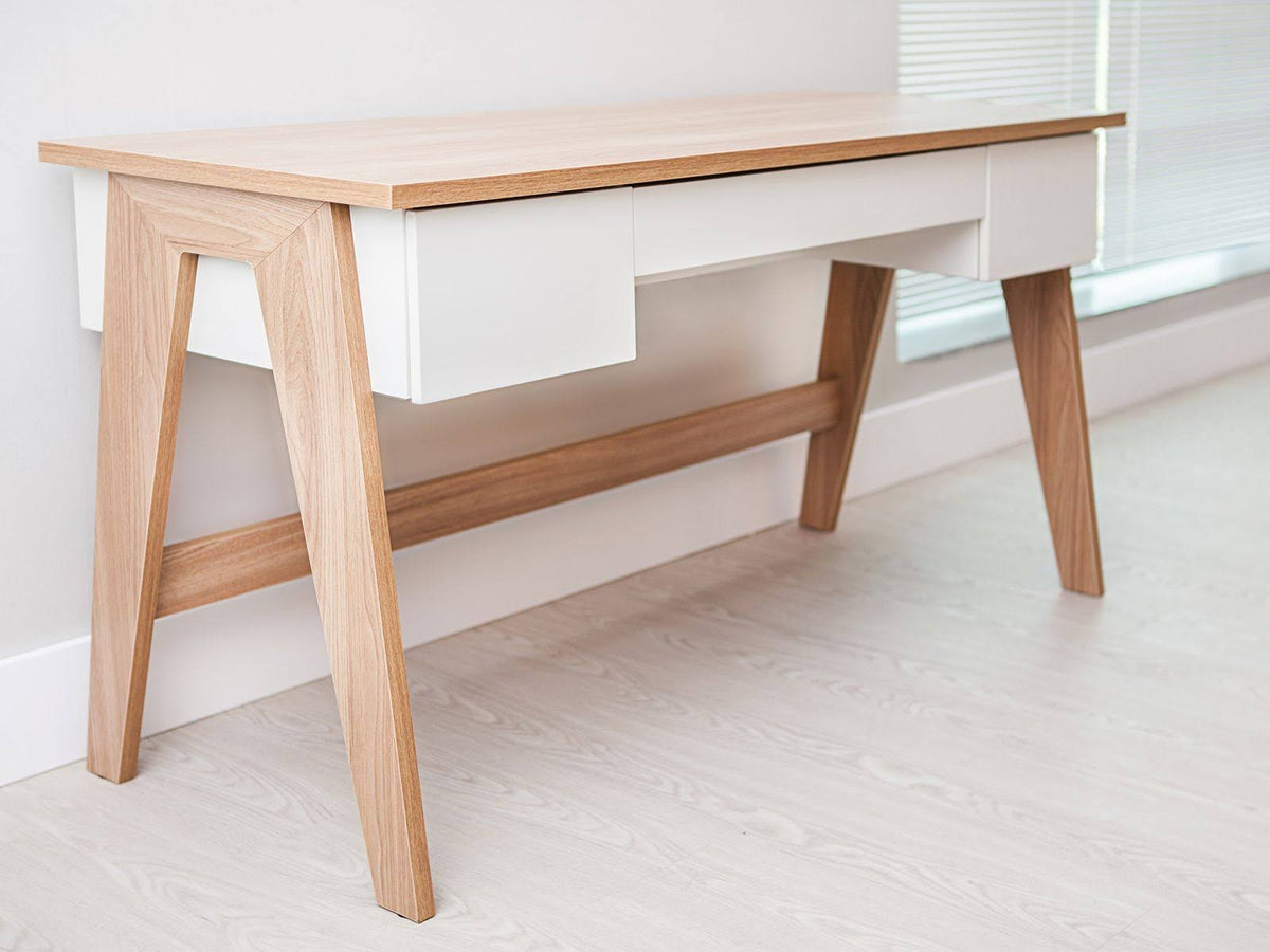 White Executive Office Desk with Light Oak Legs Q24310